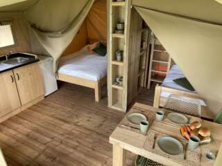 Safarizelt Kalahari auf KNAUS Campingpark Bleckede/Elbtalaue